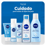 Leite-de-Limpeza-e-Tonico-2-em-1-Facial-Nivea-Frasco-200ml