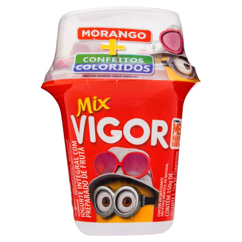 Iogurte-Integral-Morango-com-Confeito-Meu-Malvado-Favorito-3-Vigor-Mix-Copo-165g